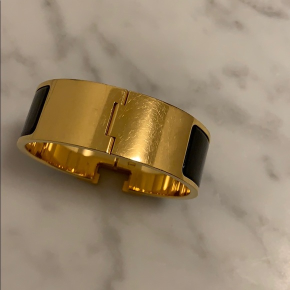 Hermès Clic Clac Wide Black and Gold Bangle PM - Picture 3 of 7